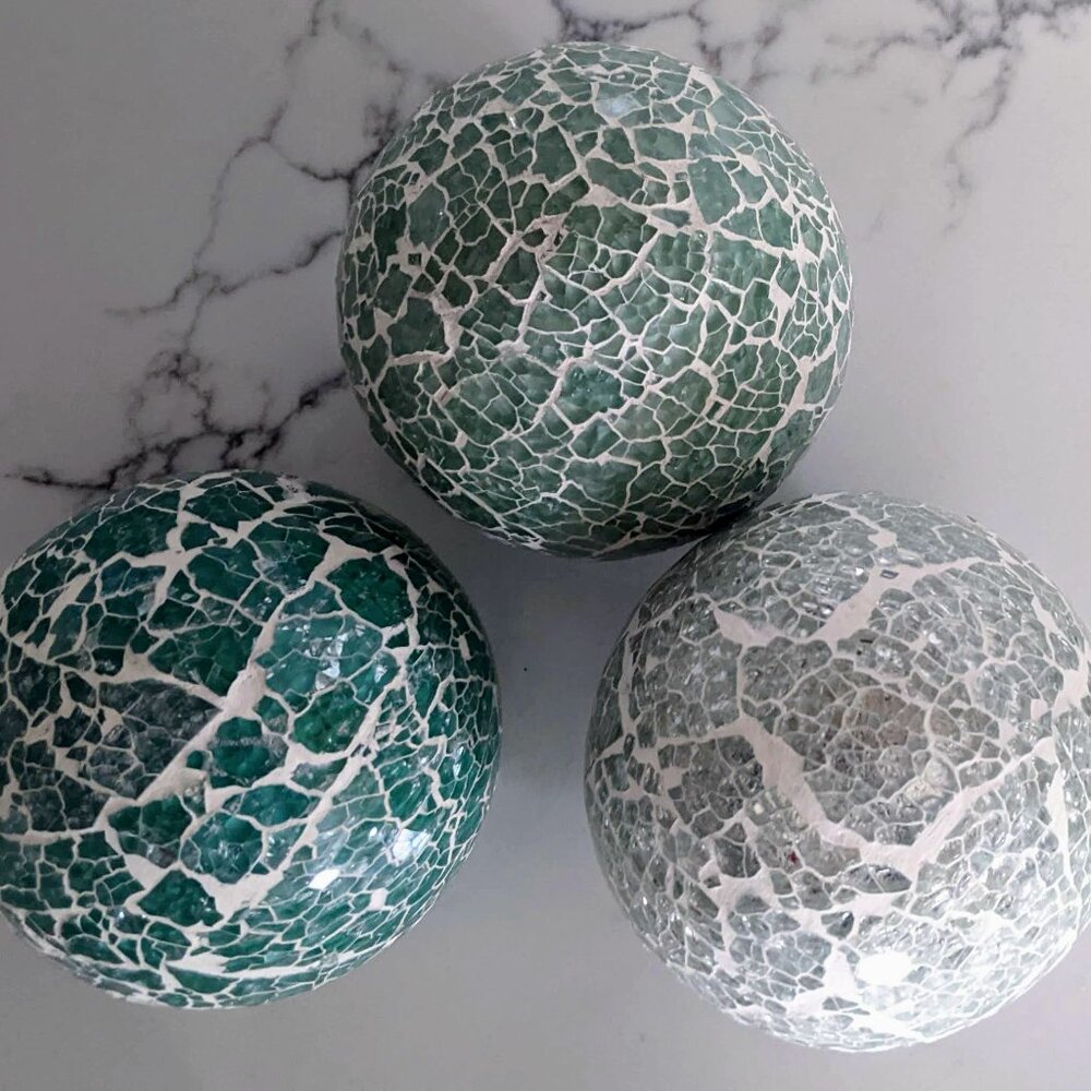 5 Decorative Orbs set, 4 Inch Decorative Balls Glass Mosaic Sphere Balls - Picture 6 of 7